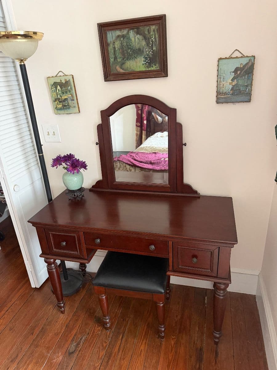 Second Season Estate Sale photo 4