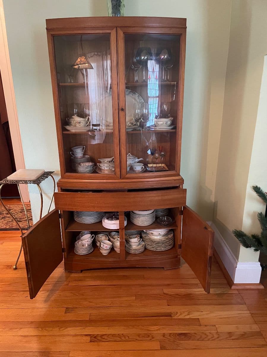 Beautiful MCM Furniture & Decor Estate Sale! photo 12