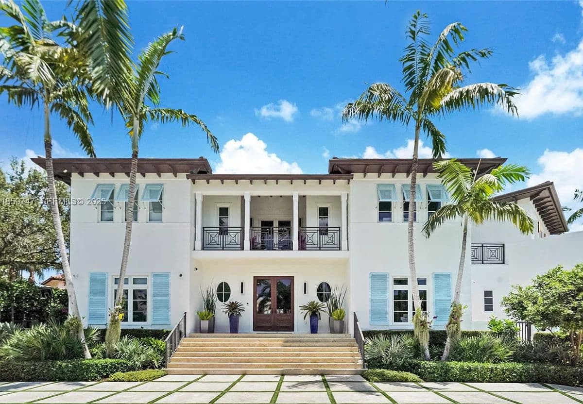GABLES BY THE SEA - HUGE MOVING SALE photo 1