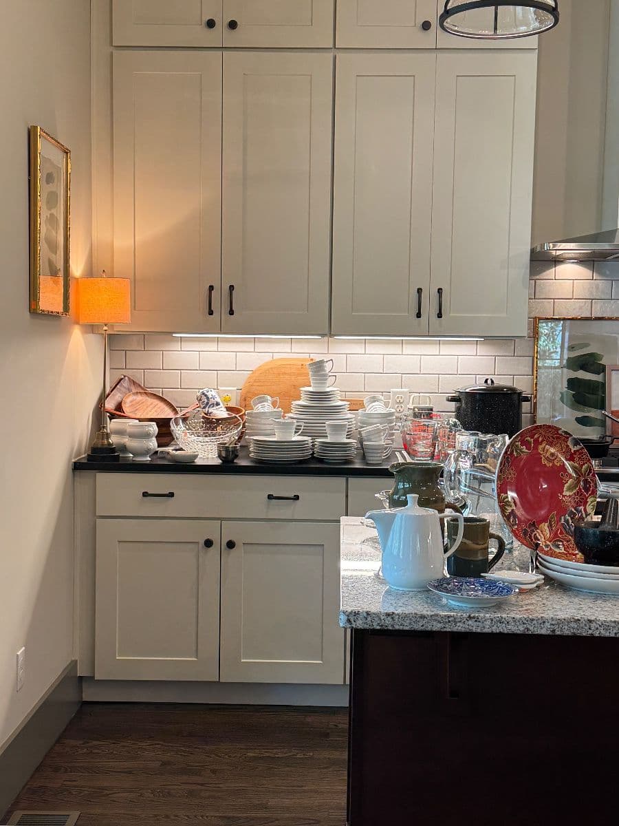 “Designer Bungalow” High End Estate Sale! photo 9