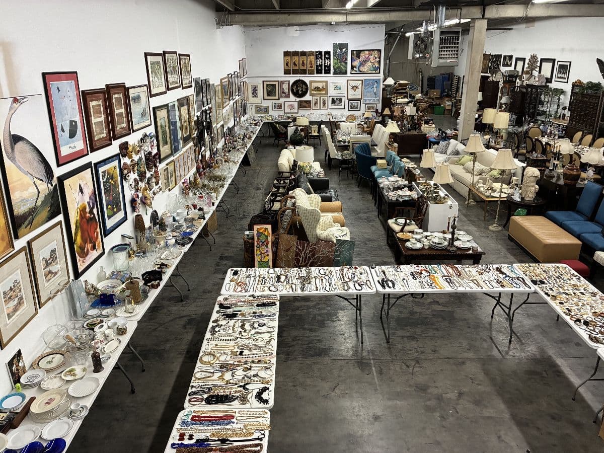 Luxury Estate Warehouse Sale – Furniture, Art, Persian Rugs + Massive Costume Jewelry photo 4