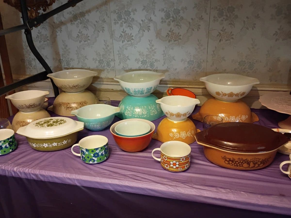 KIngs Attic Estate Sale ~ DALLAS Super sale photo 5