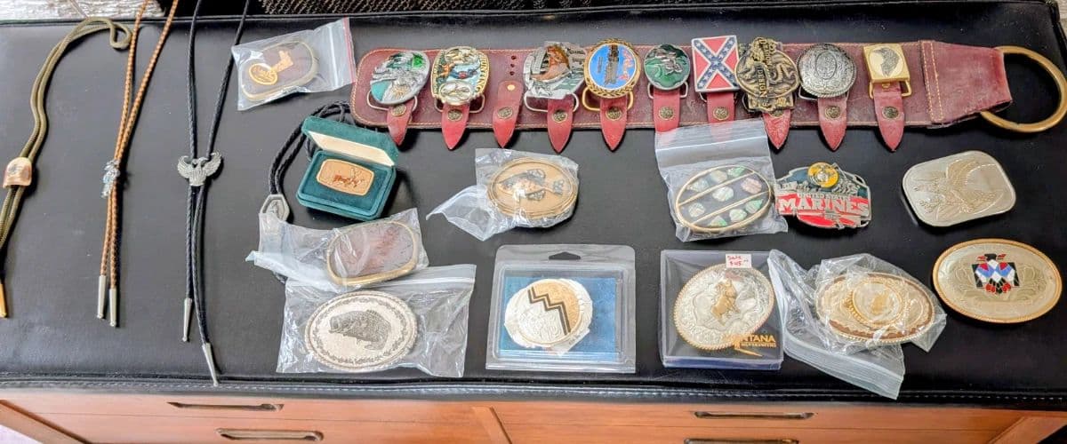 Phinney Ridge 50+ Year Estate Vintage CLOTHES Owl Collection TOOLS Belt Buckles KNIVES Bar photo 3