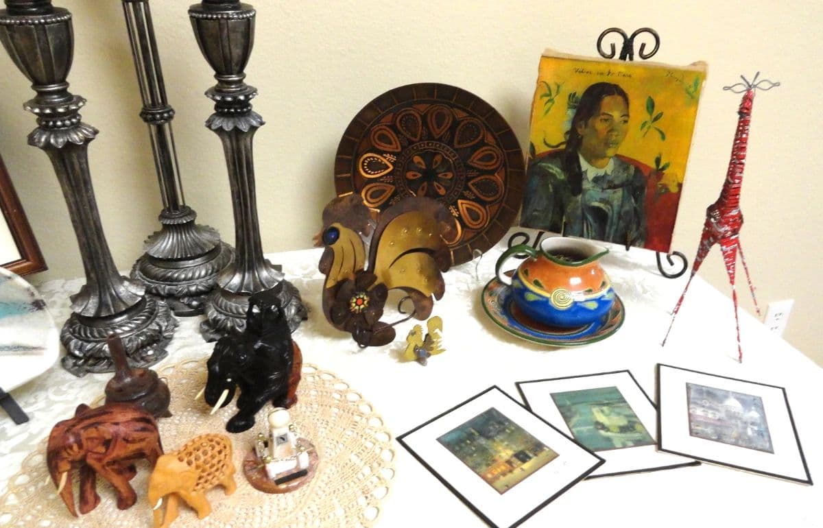 A TOUCH OF MID-CENTURY photo 3