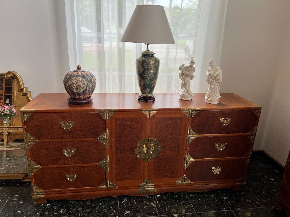 Hathaway Estate Sales - Longwood photo 1