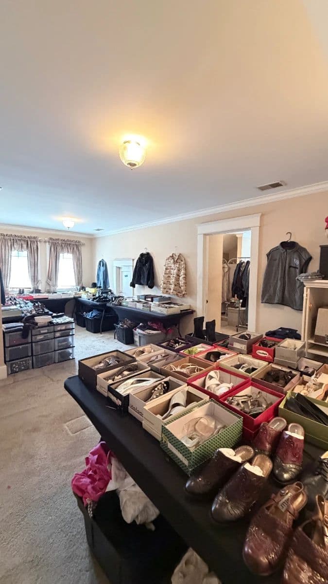 Packed Vintage West Nashville Estate Sale photo 11