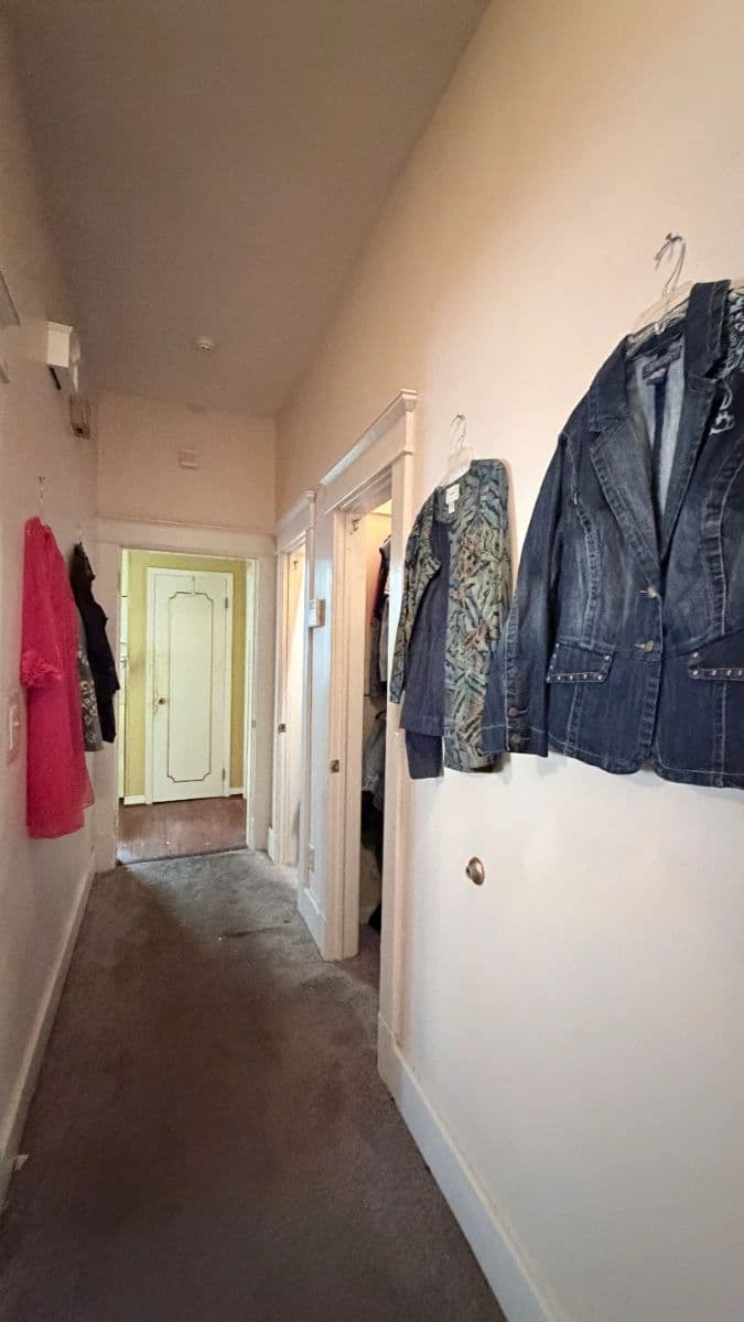 Packed Vintage West Nashville Estate Sale photo 10