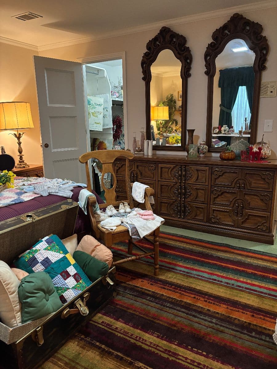 75% OFF Everything!! House is Chock-Full! Oak Hill Area Sale—Sep 4–6 photo 8