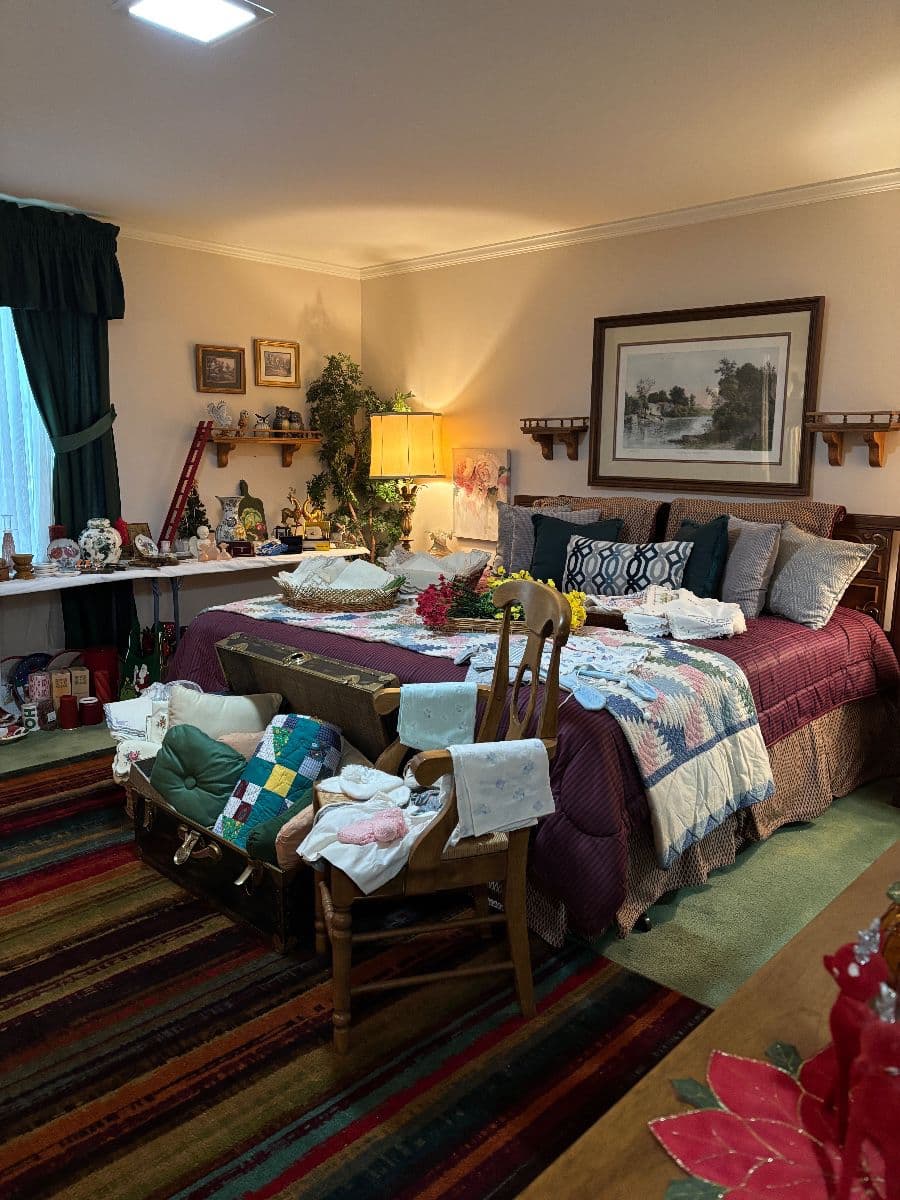 75% OFF Everything!! House is Chock-Full! Oak Hill Area Sale—Sep 4–6 photo 4
