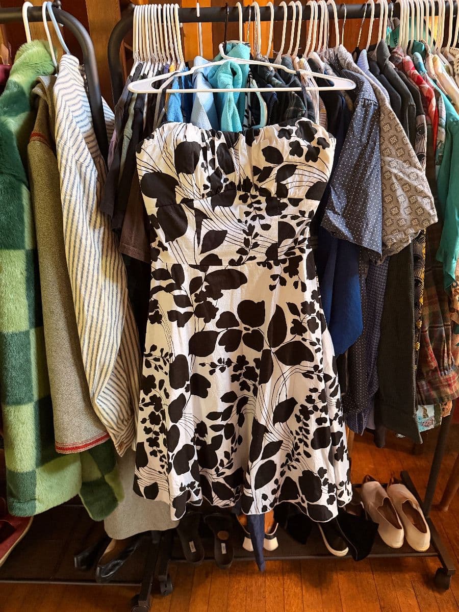 LogHaus Sale! MCM - Jewelry - Clothes - LP’s photo 7