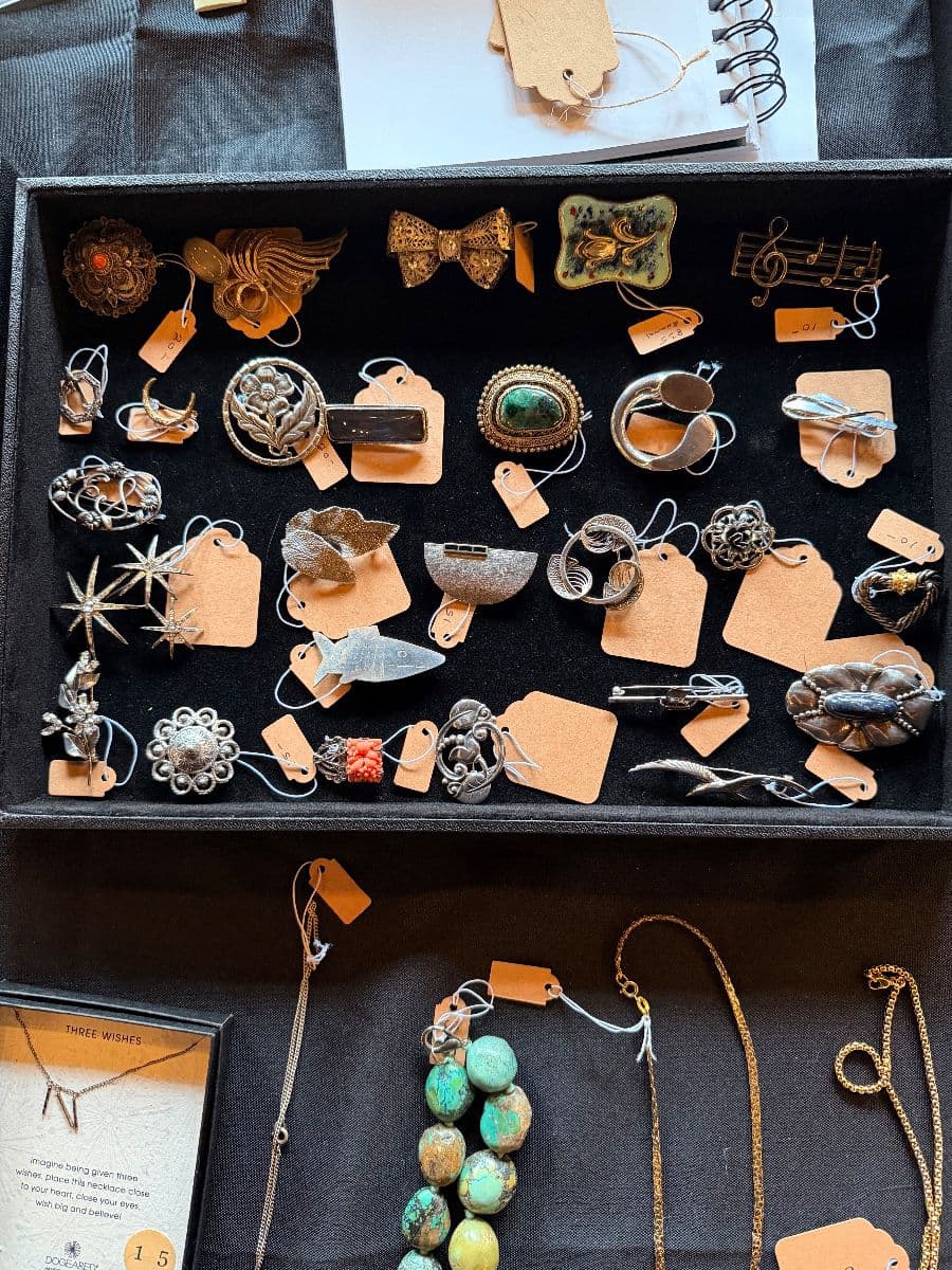 LogHaus Sale! MCM - Jewelry - Clothes - LP’s photo 12