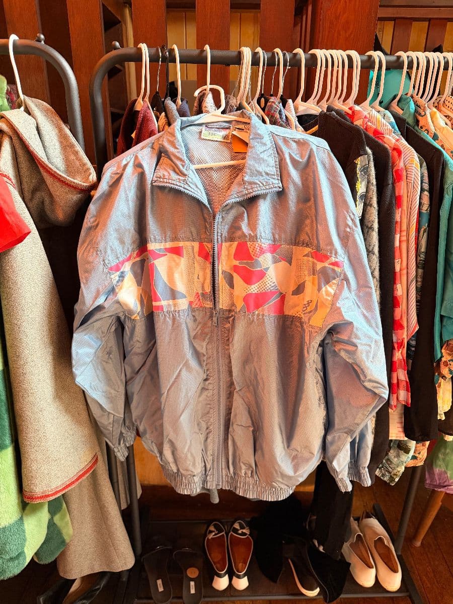 LogHaus Sale! MCM - Jewelry - Clothes - LP’s photo 5