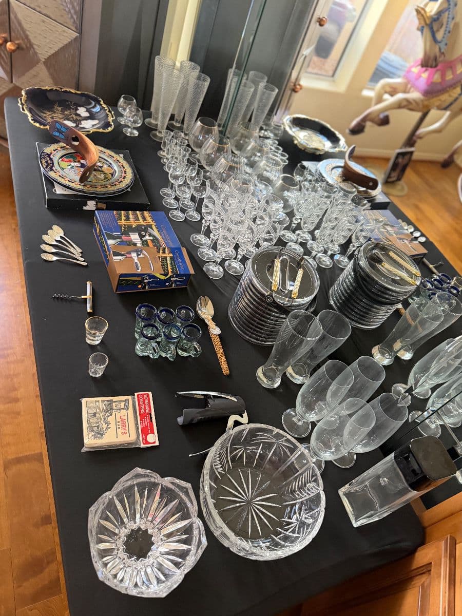 Scottsdale (StoneGate) Estate Sale Packed House. 2 days only sale photo 8