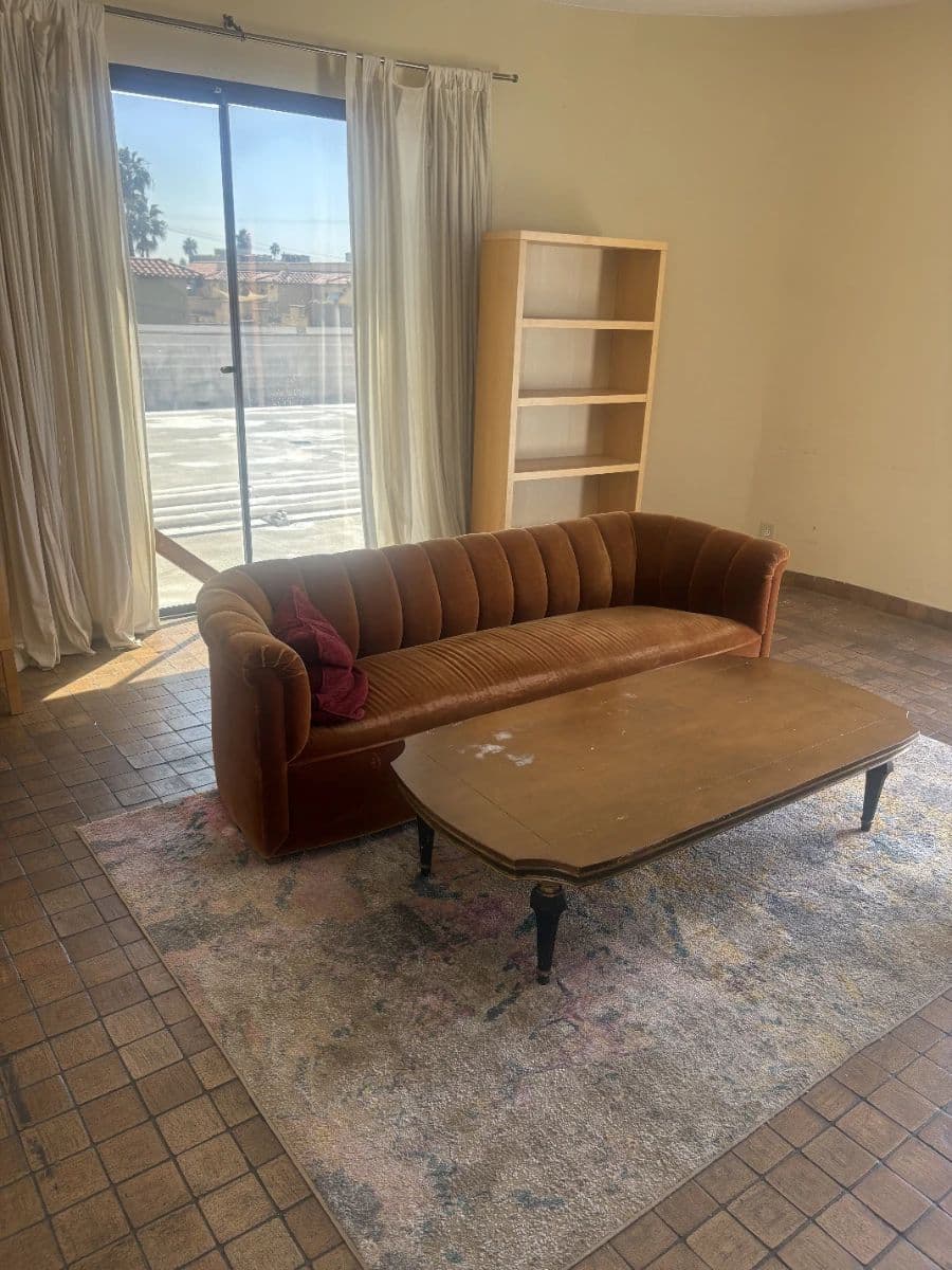 HUGE HOLLYWOOD ESTATE SALE photo 7