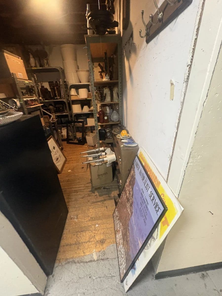 HUGE HOLLYWOOD ESTATE SALE photo 11