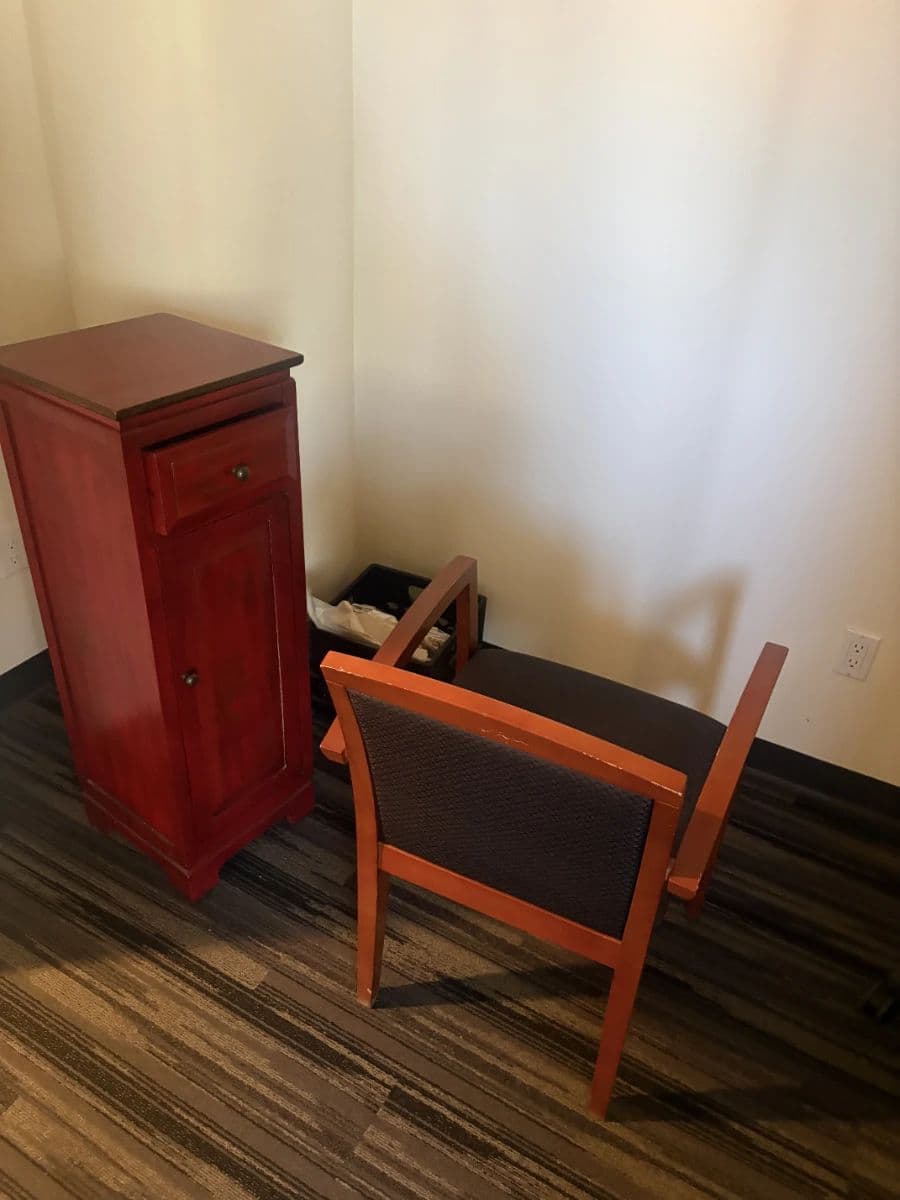 HUGE HOLLYWOOD ESTATE SALE photo 2