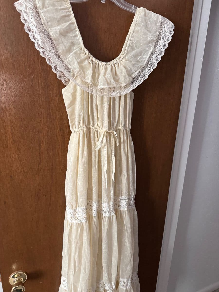 AMERICAN ESTATE SALES @ BEAR VALLEY photo 6