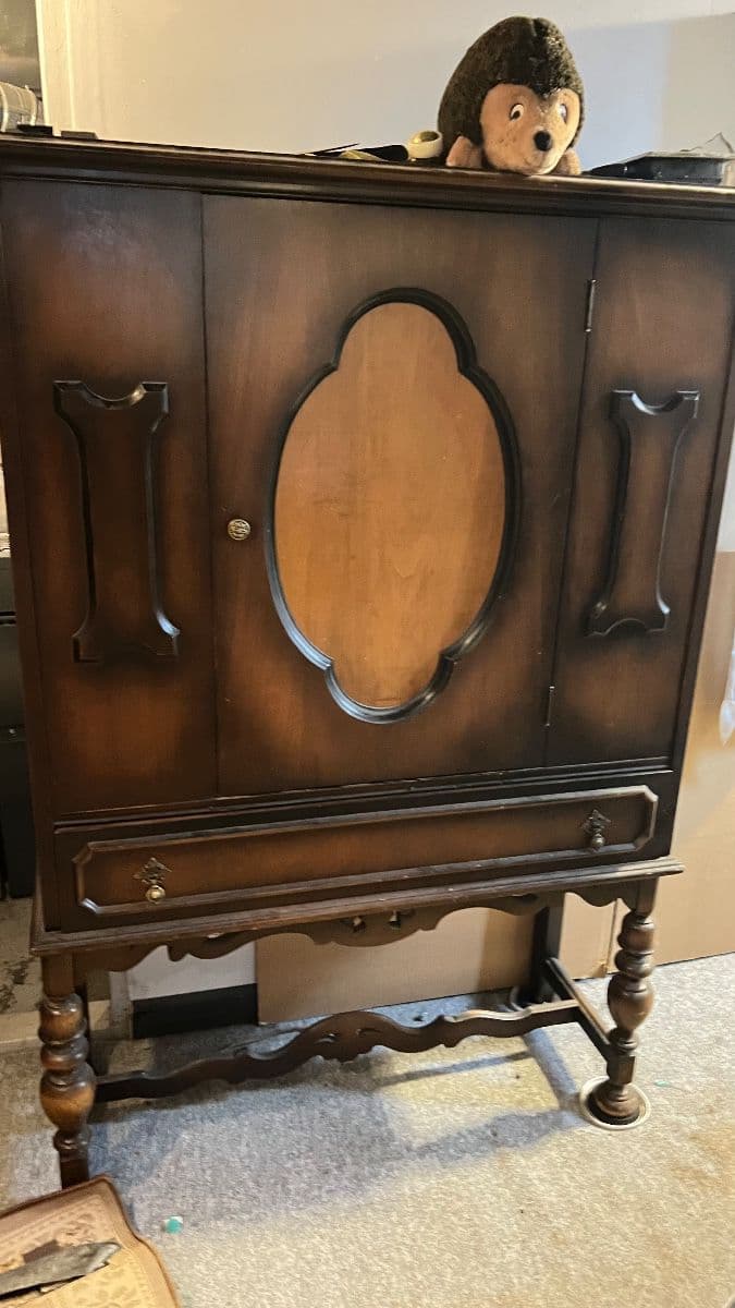 VAN ERP ~ Full Estate Sale near Greenlake photo 9