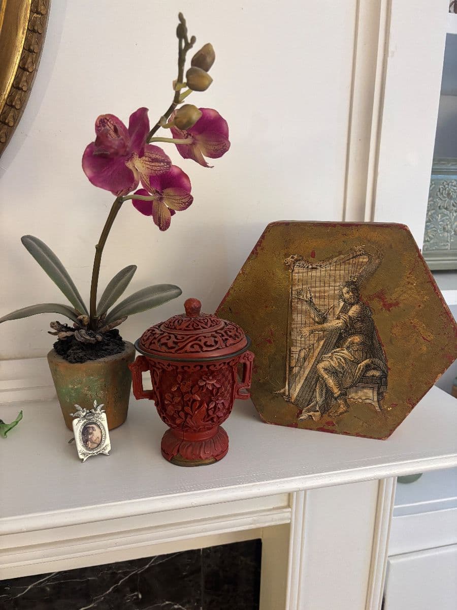 Cozy Estate Sale - Baccarat to Baker photo 6