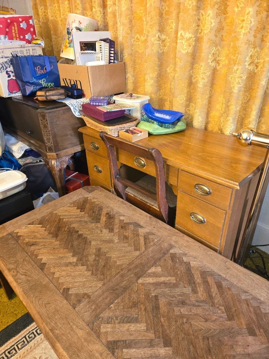 Multi-generational sale in West Seattle photo 2