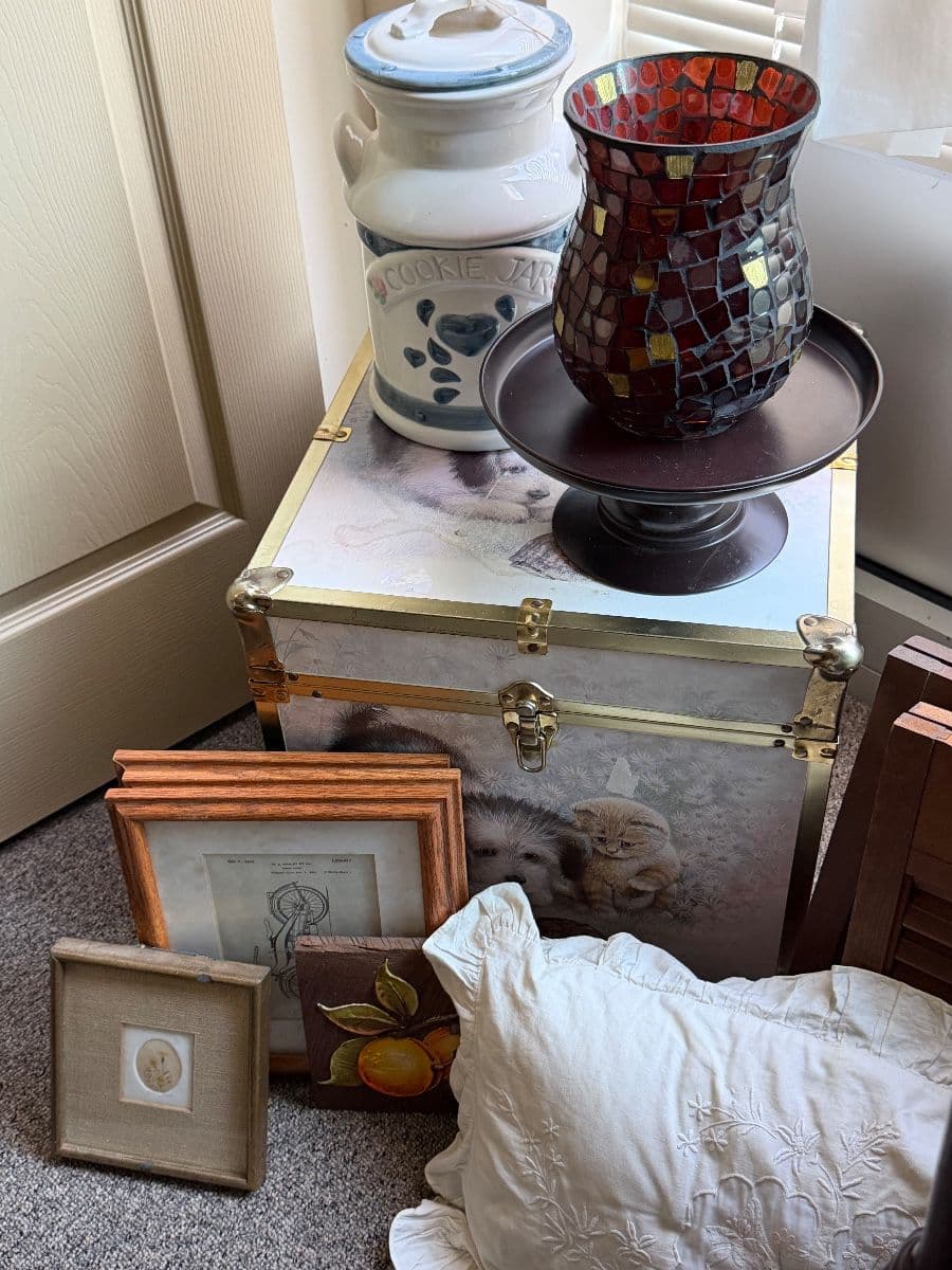 Dealer is Done! Collectibles, Vintage Glass, Furniture, Tools, Treasures Past and Present photo 11