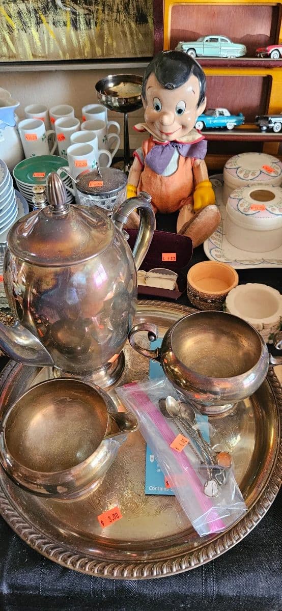 Amazing Finds Collectibles and much more! photo 10