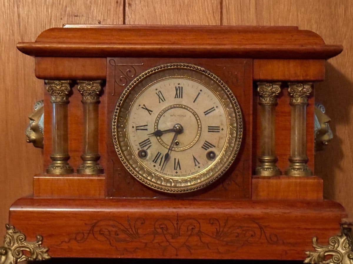 Heirlooms, Antiques, Industrial Sewing Machines and more photo 1