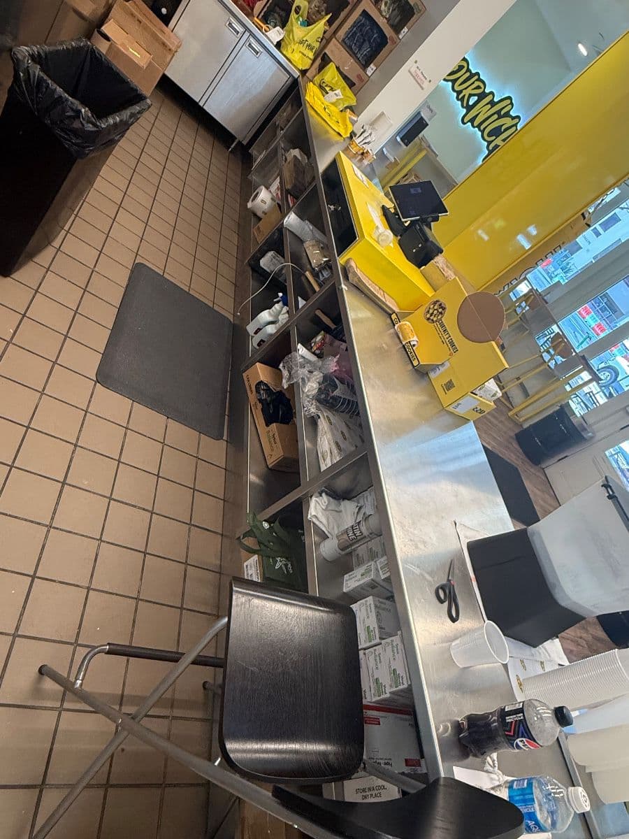 HUGE COMMERCIAL RESTAURANT ESTATE SALE — EVERYTHING MUST GO! photo 3