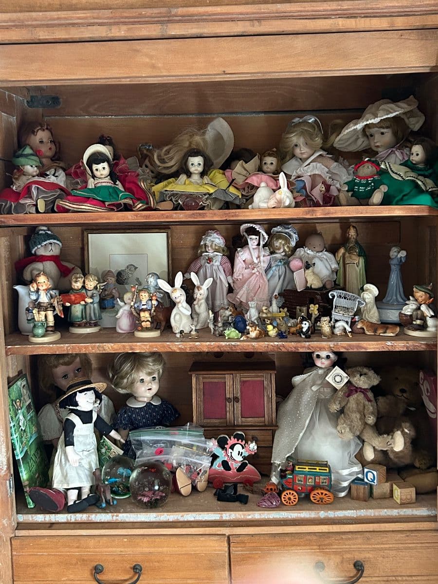 Silver Lake Estate Sale photo 10