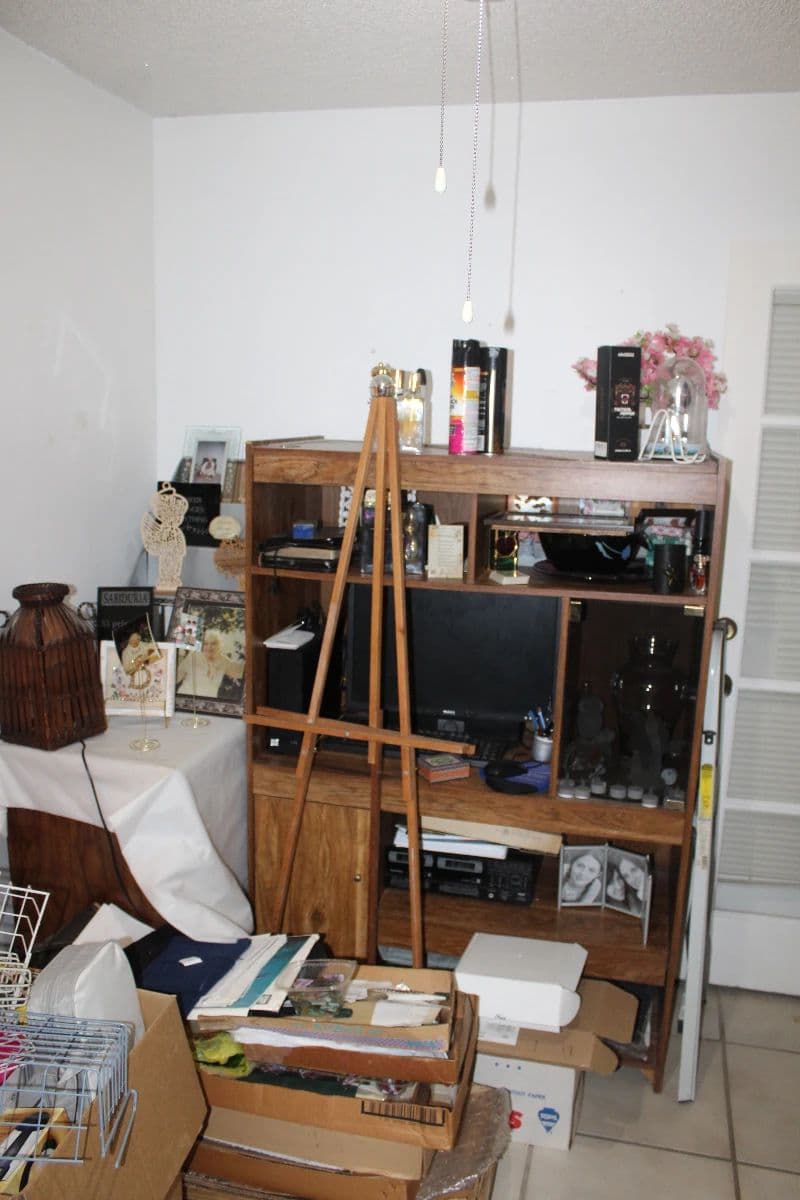 FINAL DAYS- BLOWOUT- EVERYTHING GOES- REDUCED PRICES photo 9