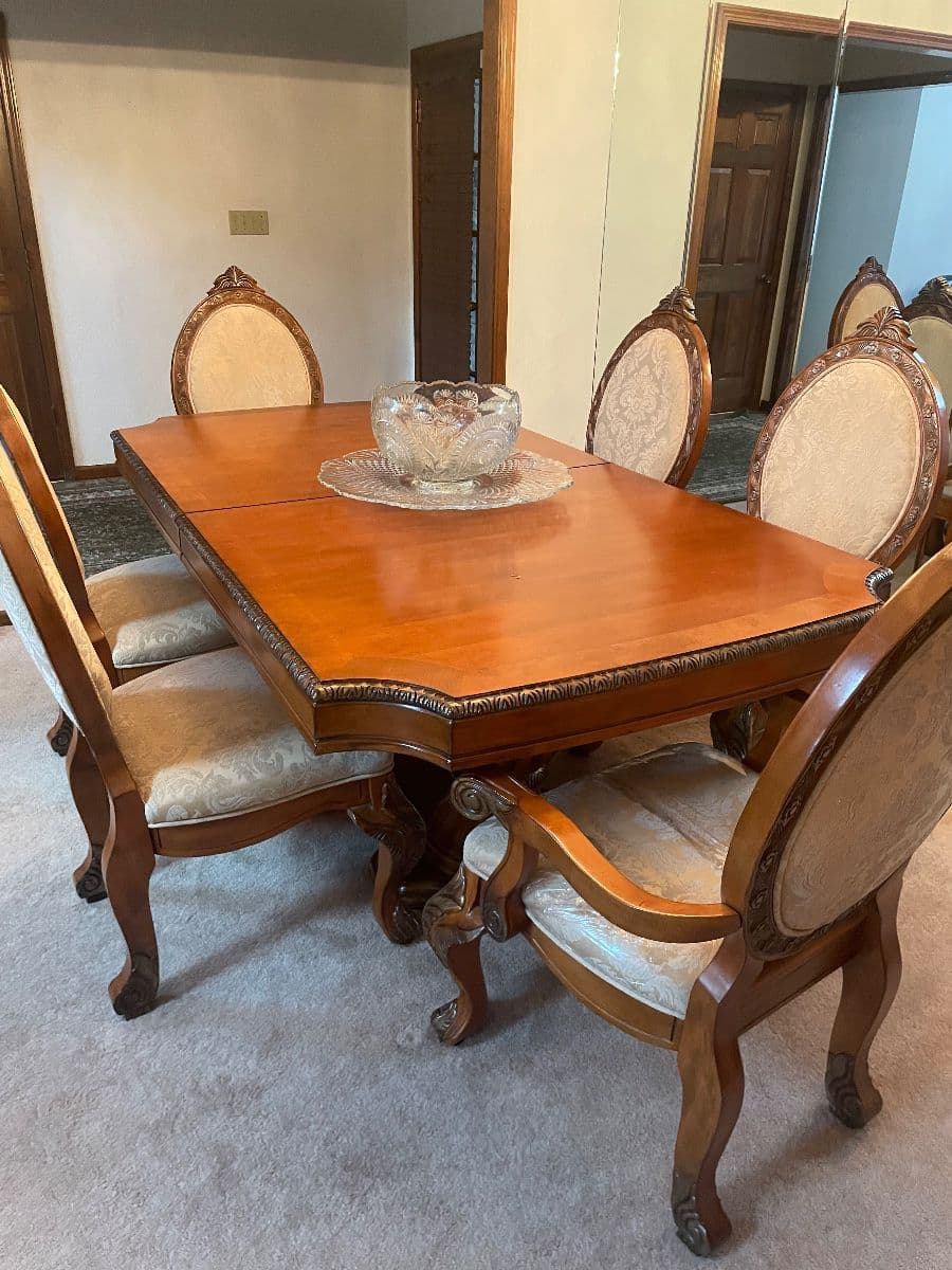 Estate Sale by Bobbi photo 2