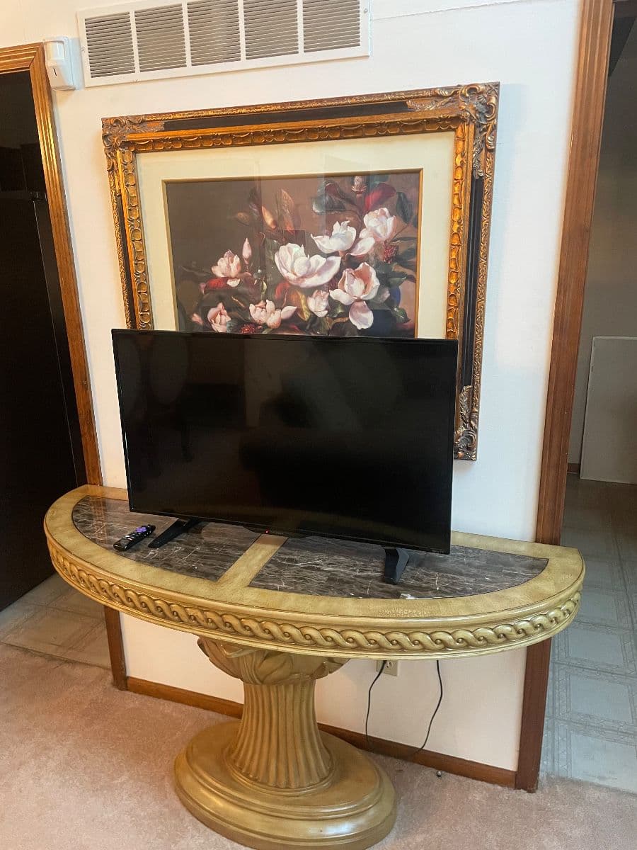 Estate Sale by Bobbi photo 5