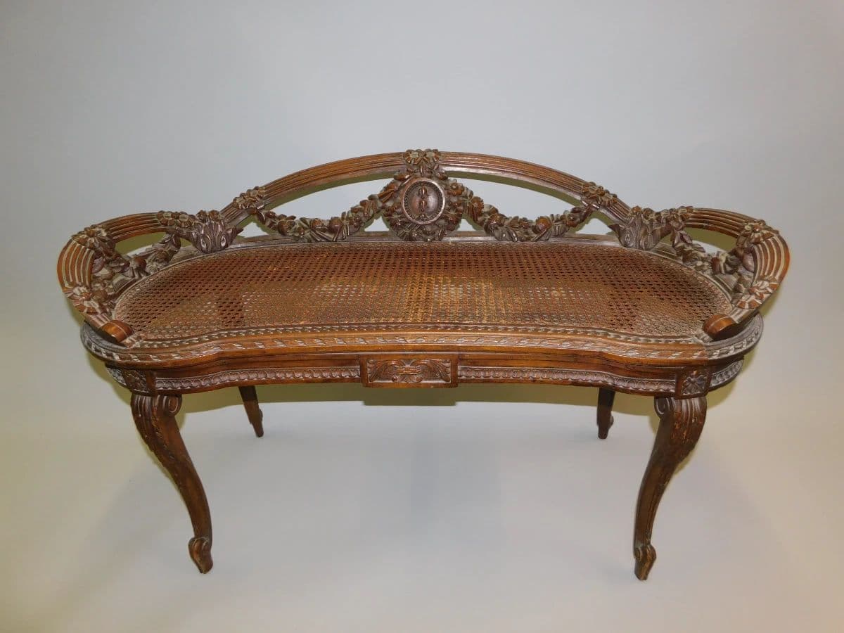 OUTSTANDING ESTATE AUCTION photo 3
