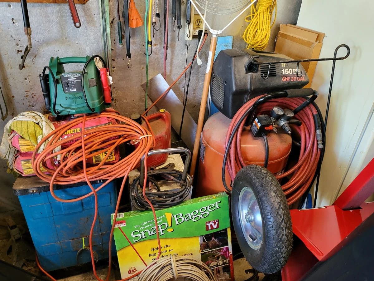 Packed House Vintage Estate Sale photo 1