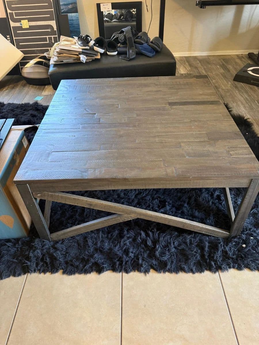 Scottsdale-Quality Furniture in N. Phoenix — Leather, Designer Pieces, Appliances & Electronics photo 9