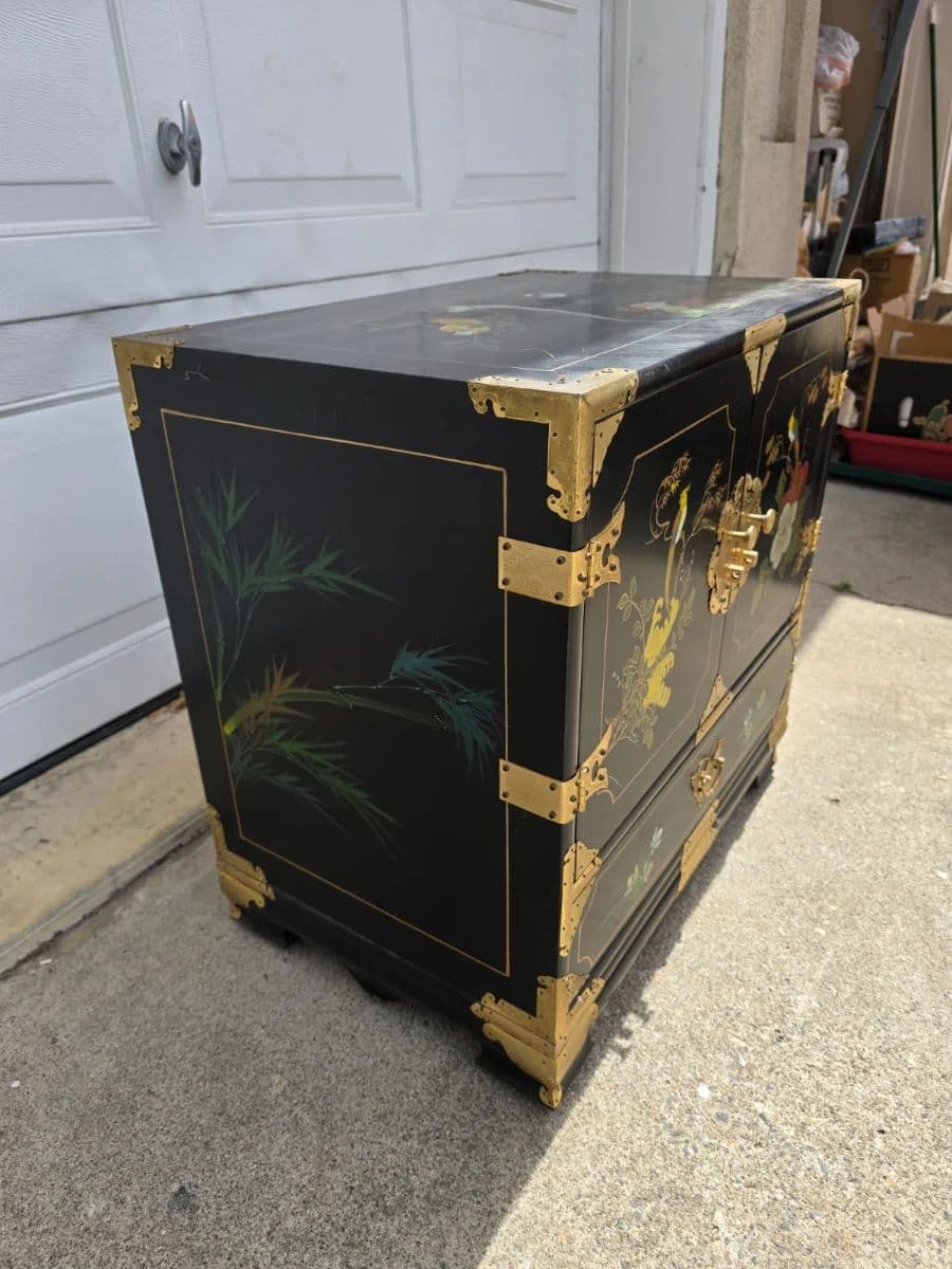 True Heritage Vintage Décor & Unique Furnishings Pop-Up Sale – By Appointment Only photo 9