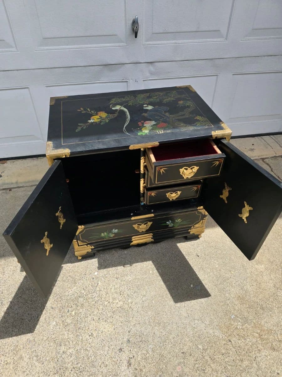 True Heritage Vintage Décor & Unique Furnishings Pop-Up Sale – By Appointment Only photo 3