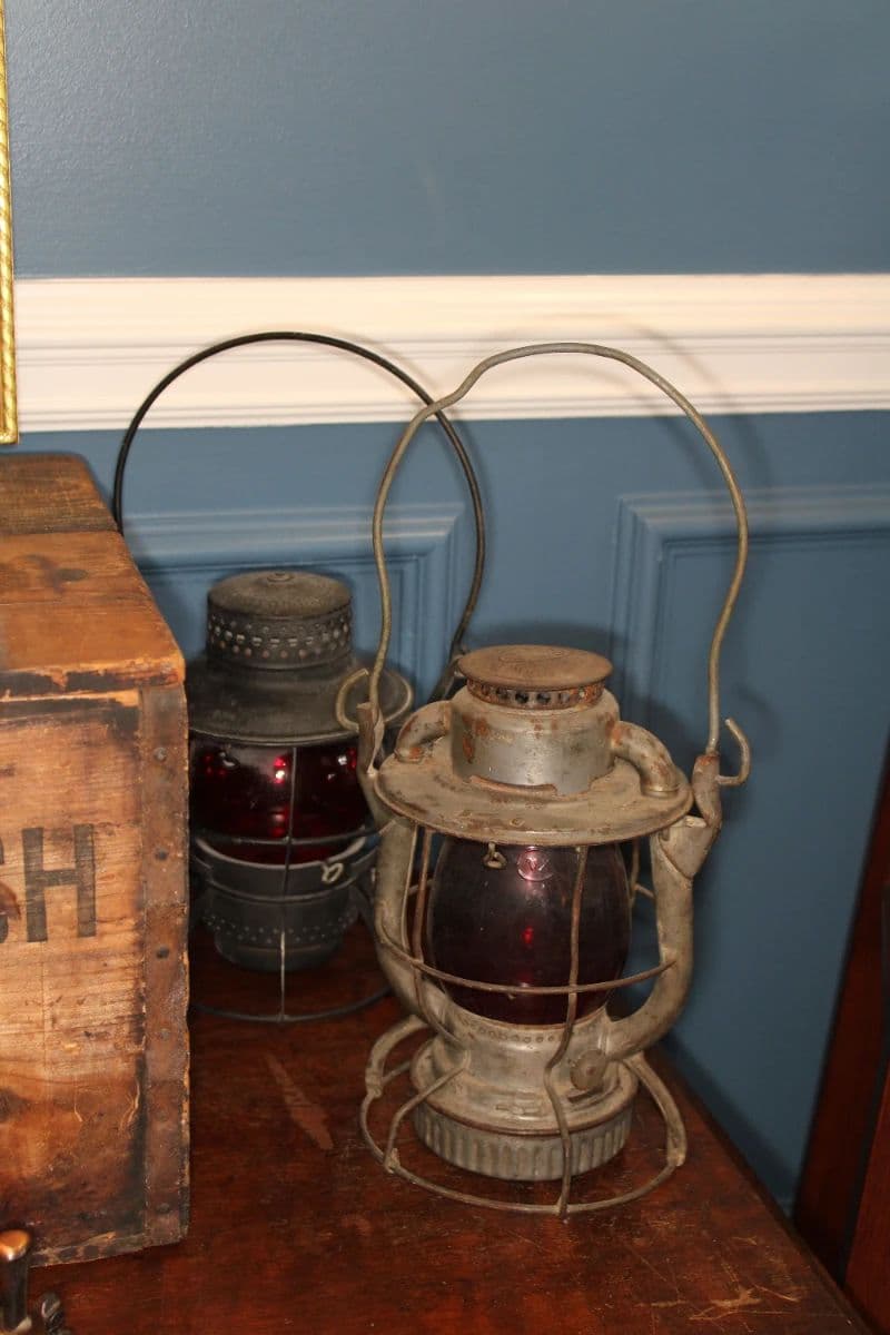 ALL ABOARD! ANTIQUES MURFREESBORO ESTATE SALE photo 7