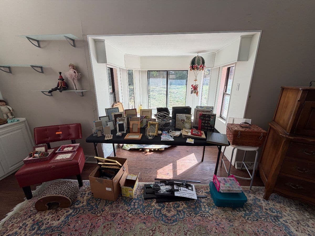 HUGE Moving Sale – Clothing, Shoes, Vintage, Barware, Décor, Holiday, Furniture & More! photo 5