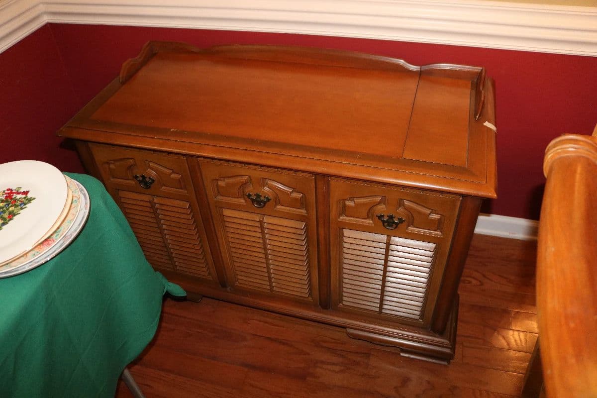 Cordova Estate Sale - 50%Off Sunday photo 5