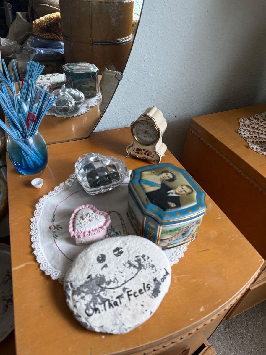 Sat 13 second Day 50% off. Memories & Miniature Masterpieces; Relocate Solutions Estate Sales photo 5