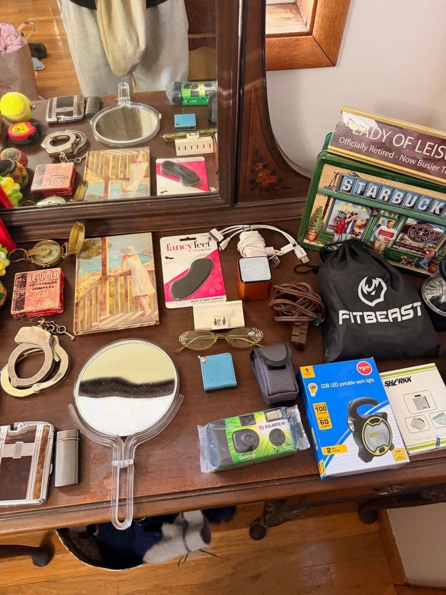 Trinkets, Furniture, Marilyn Monroe Estate Sale photo 5