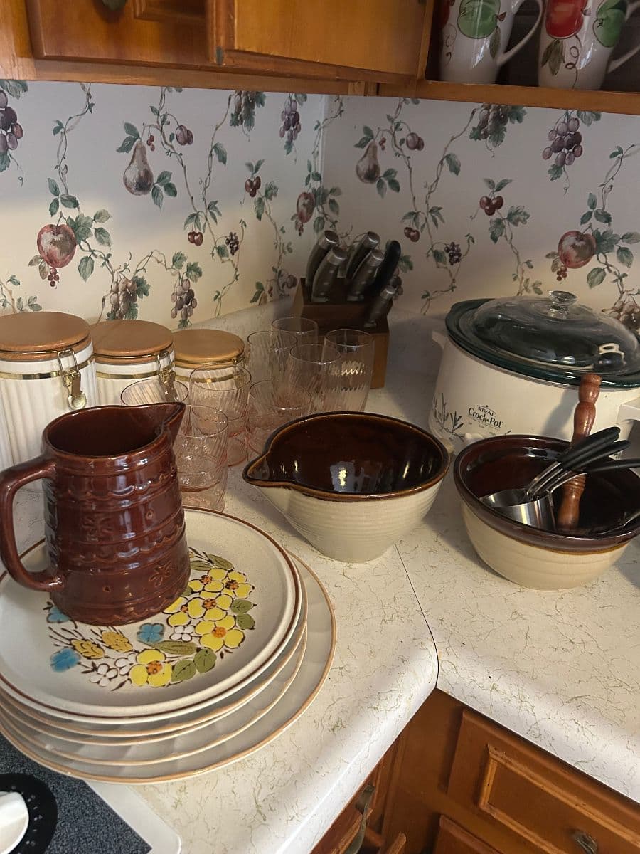 End of summer sale in Summerville...a little bit of everything photo 10