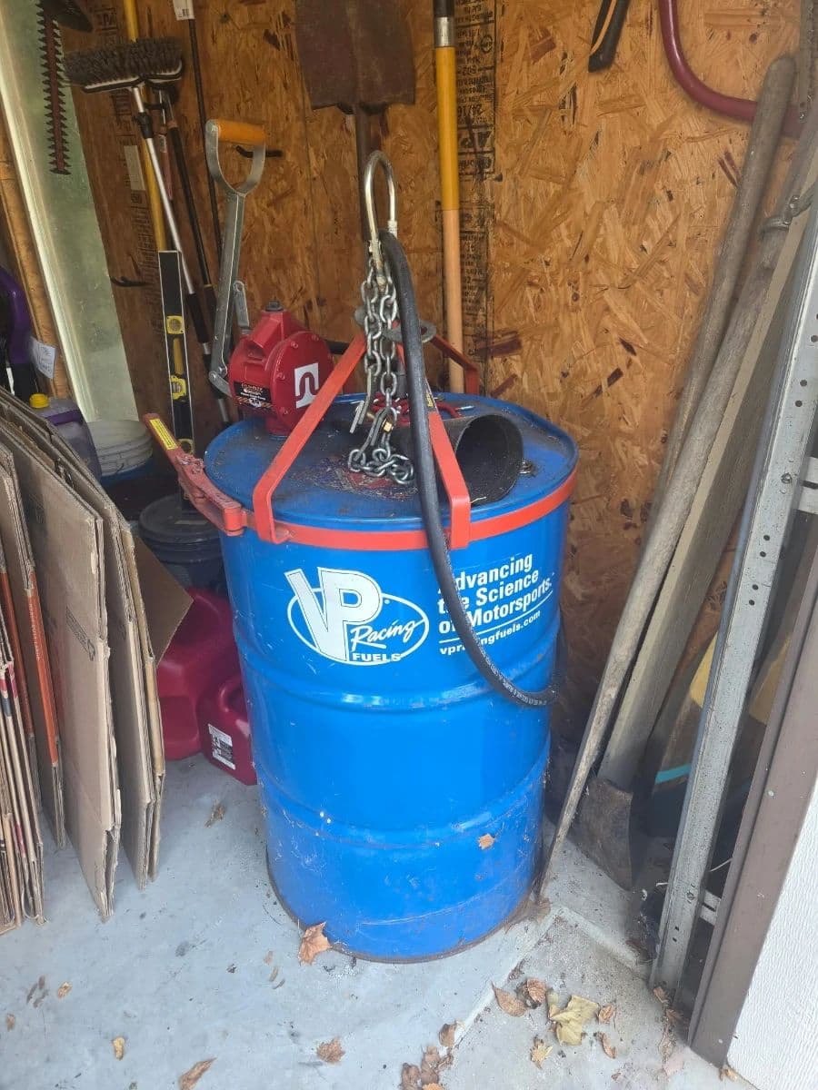 PUBLIC AUCTION photo 1
