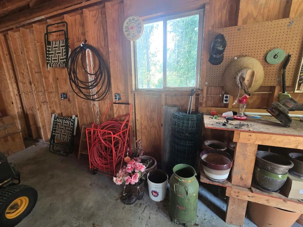 PUBLIC AUCTION photo 10
