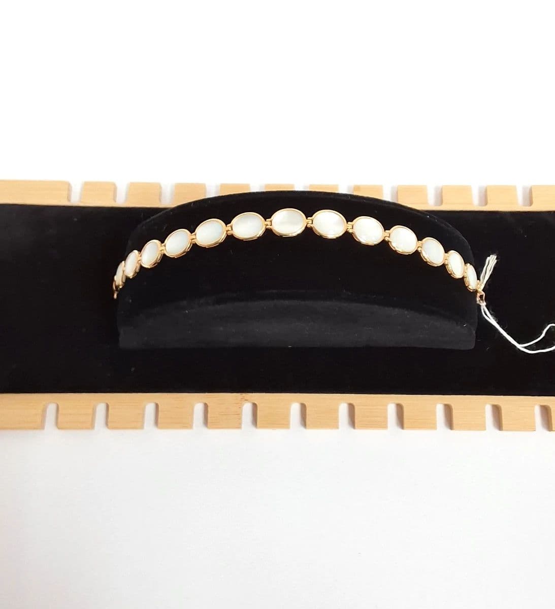 LARGE QUANTITIES HIGH QUALITY JEWELRY photo 11