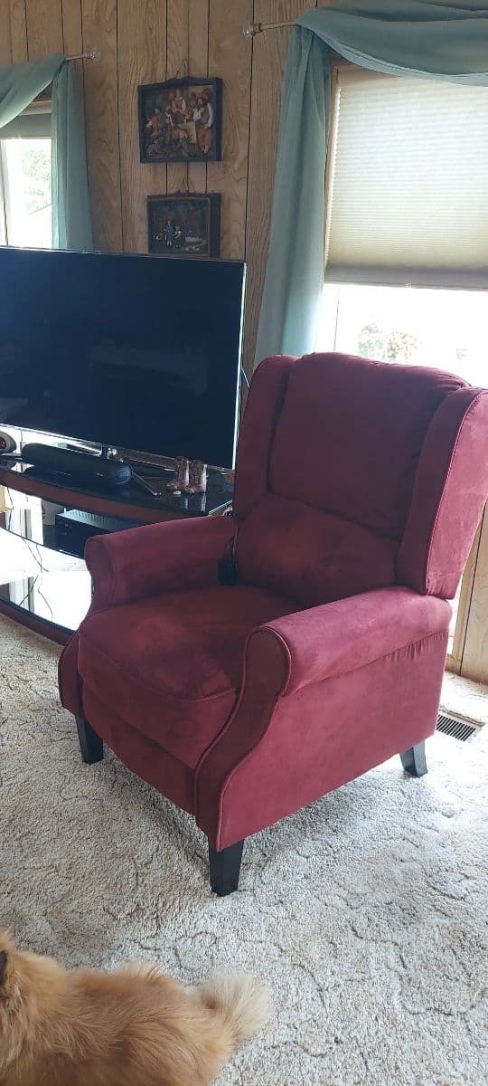 Furniture and Crystal photo 1