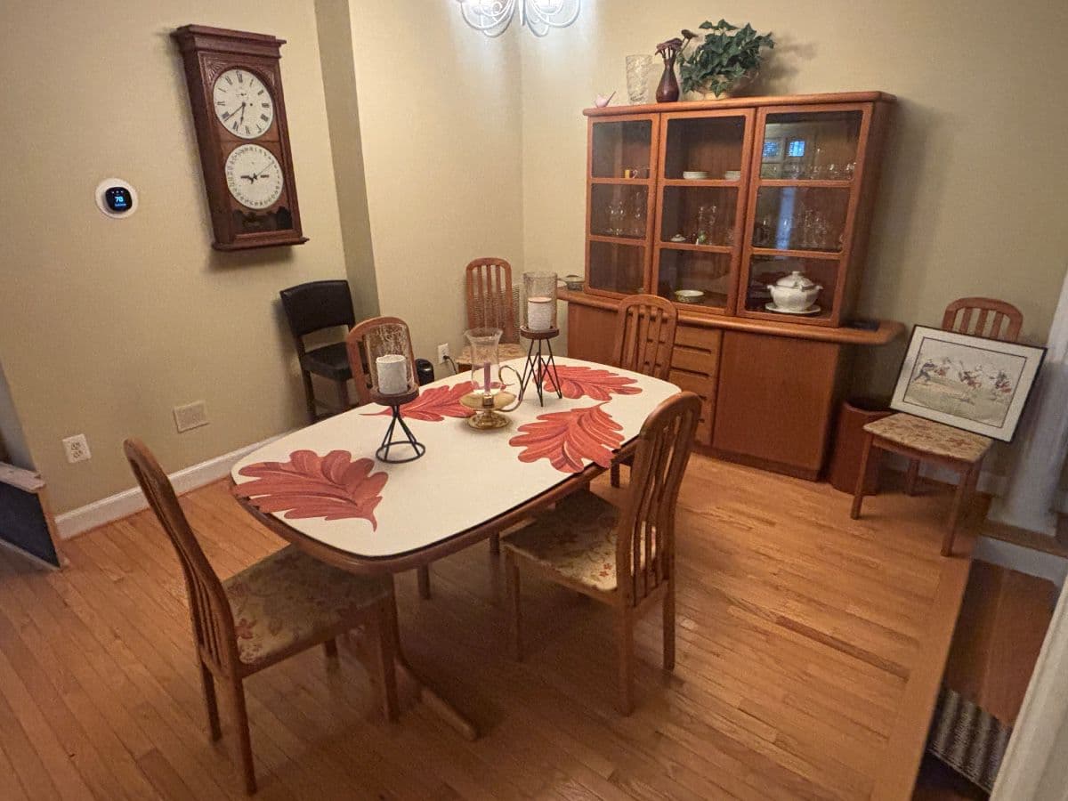 Huge Rockville Estate Sale! photo 8