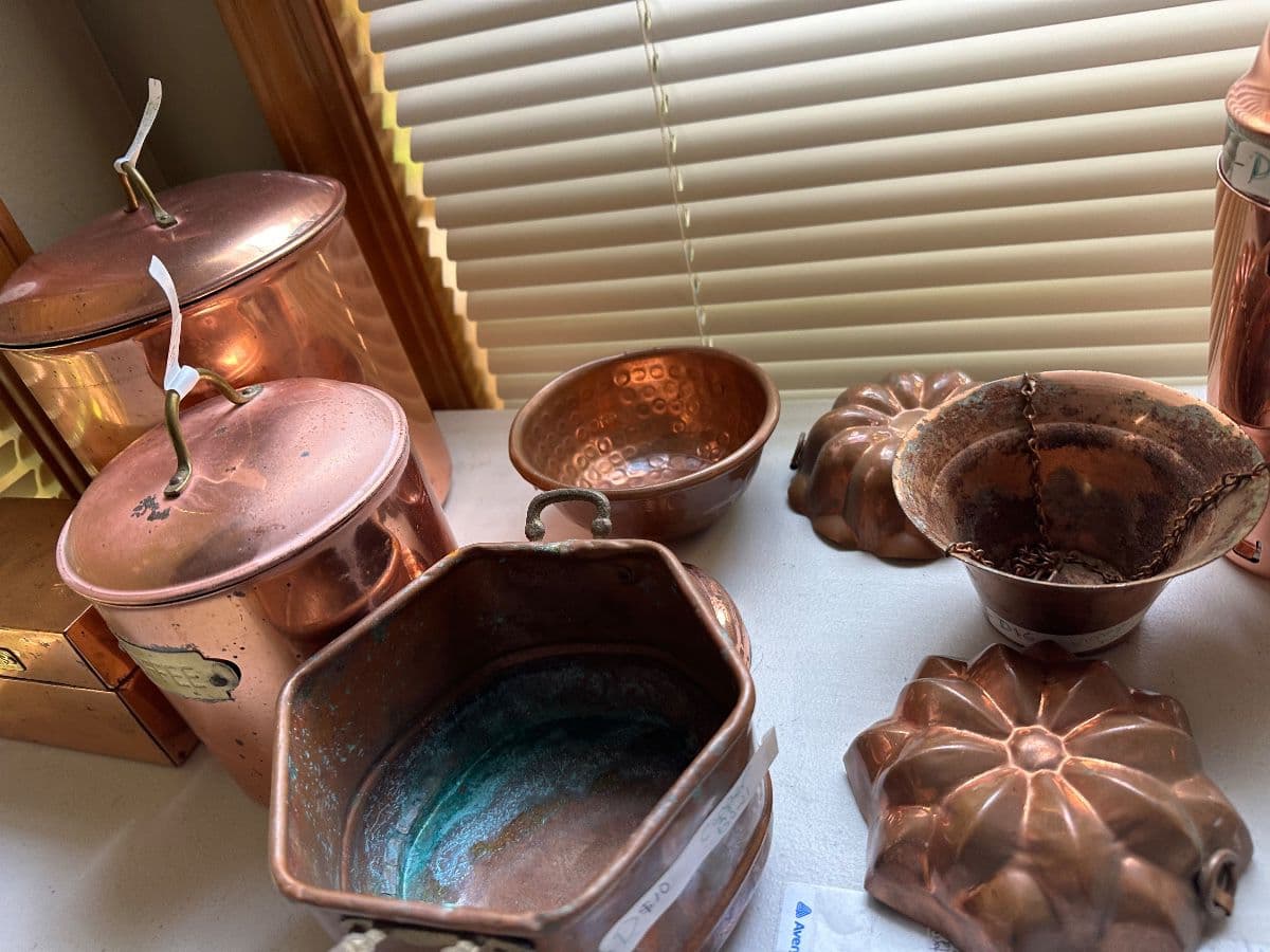 Summer place estate sale photo 5