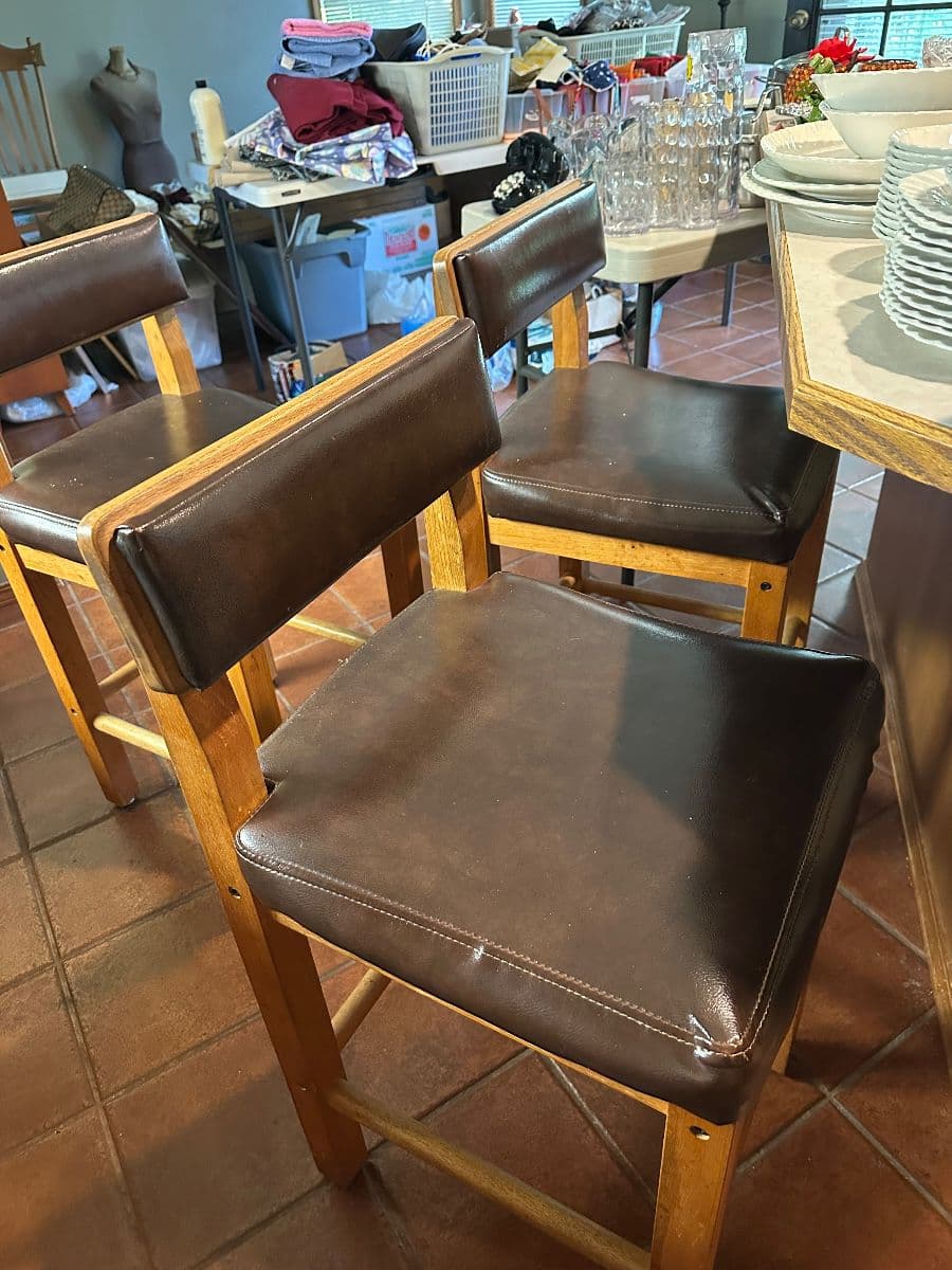 Summer place estate sale photo 9